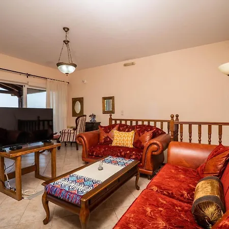 Silva, Garden & Sea View, 3 Bedroom -10 Min Drive From Center